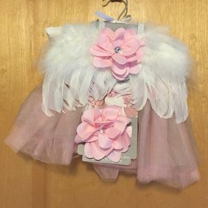 NWT Baby Angel Wings